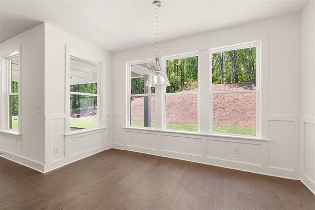 8330 Creekside Overlook Drive, Gainesville, GA 30506
