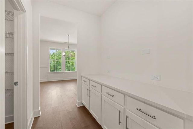 8330 Creekside Overlook Drive, Gainesville, GA 30506