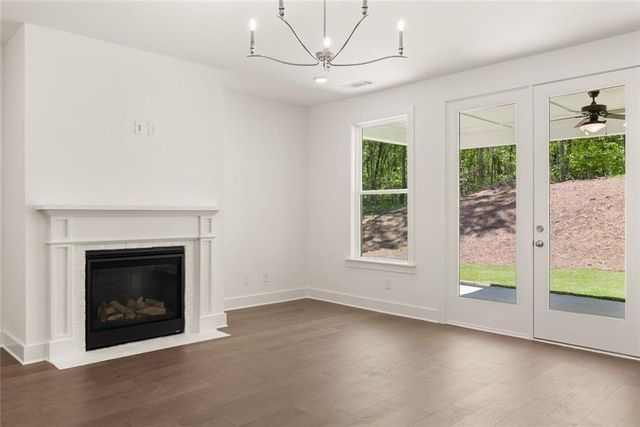 8330 Creekside Overlook Drive, Gainesville, GA 30506