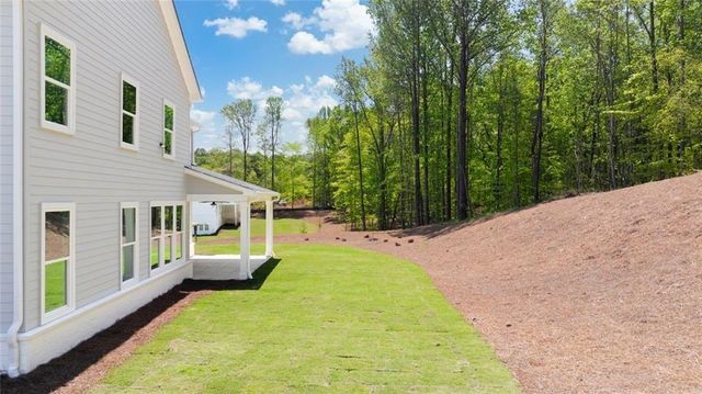 8330 Creekside Overlook Drive, Gainesville, GA 30506