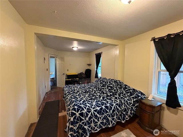 708 Olson Road, Longview, WA 98632
