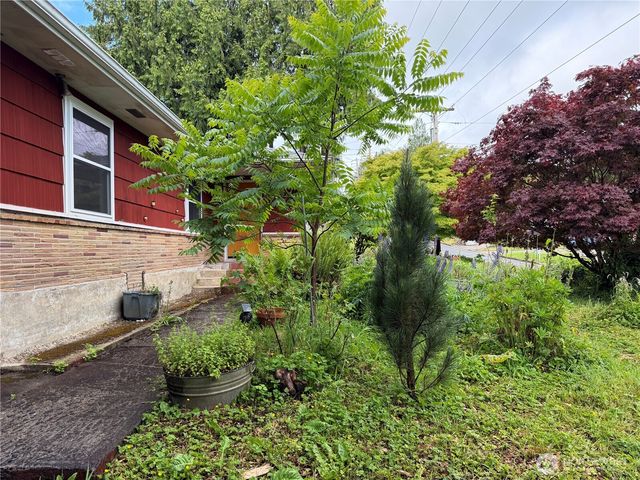 708 Olson Road, Longview, WA 98632