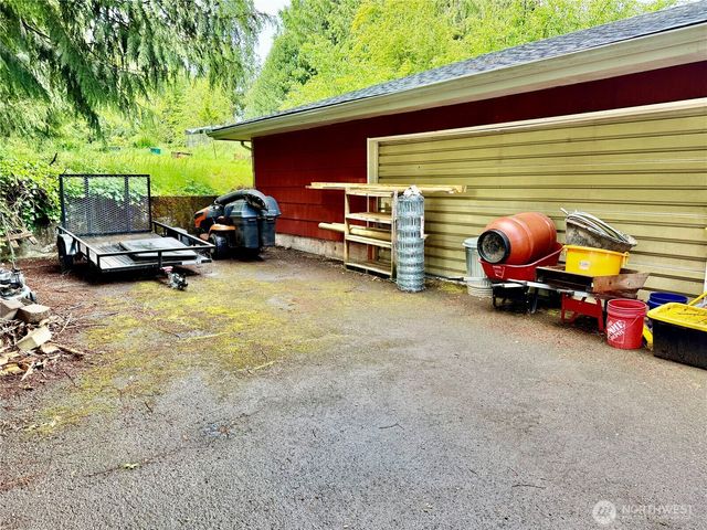708 Olson Road, Longview, WA 98632