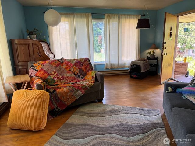 708 Olson Road, Longview, WA 98632