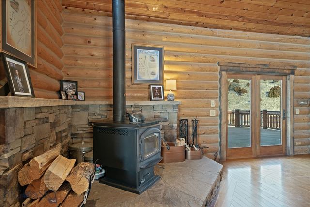 1460 Horseshoe Gulch Road, Manhattan, MT 59741