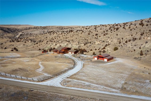 1460 Horseshoe Gulch Road, Manhattan, MT 59741
