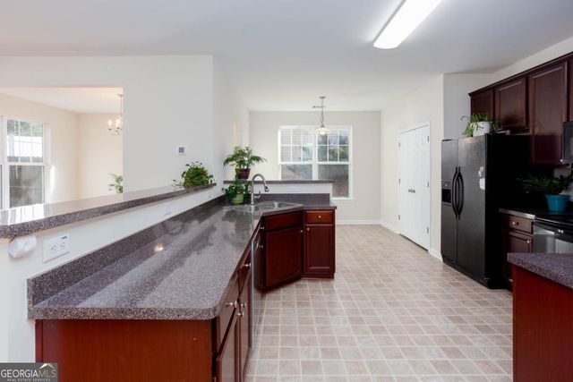 206 Oconee Way, Canton, GA 30114