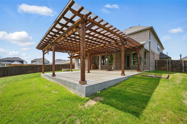 2021 Angus Drive, Little Elm, TX 75068