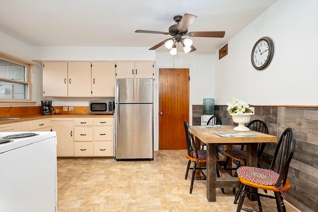 861 SE M Street, Grants Pass, OR 97526