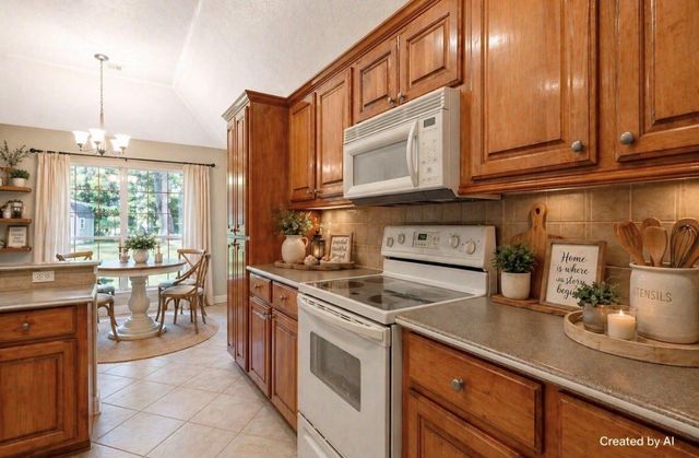 215 Bridgeview Drive, Onalaska, TX 77360