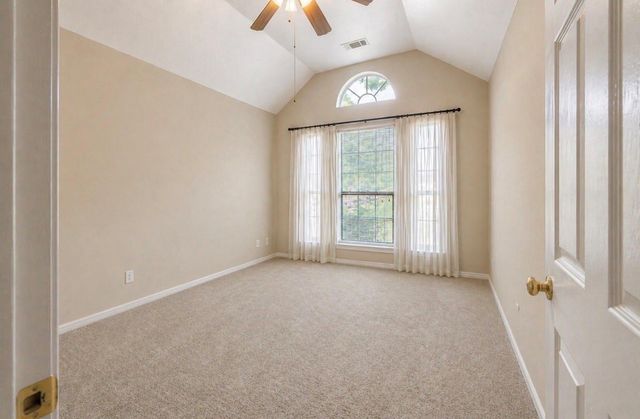 215 Bridgeview Drive, Onalaska, TX 77360