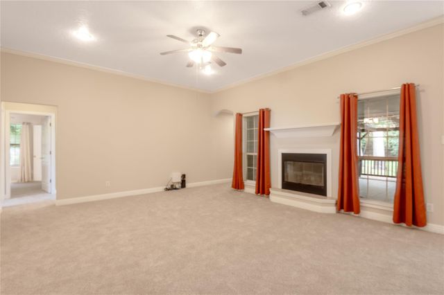 215 Bridgeview Drive, Onalaska, TX 77360