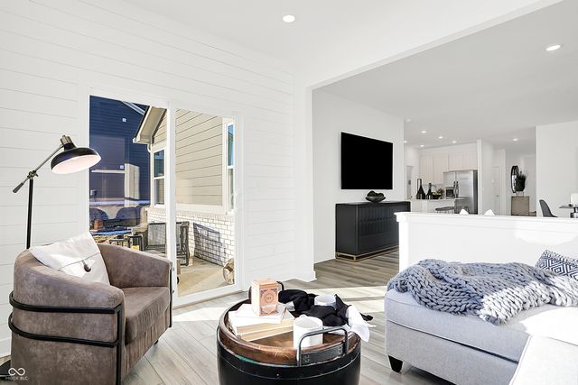 15490 Alperton Road, Fishers, IN 46037