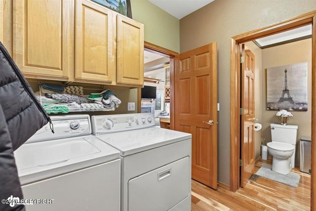 16102 Bridgeview Drive, Anchorage, AK 99516