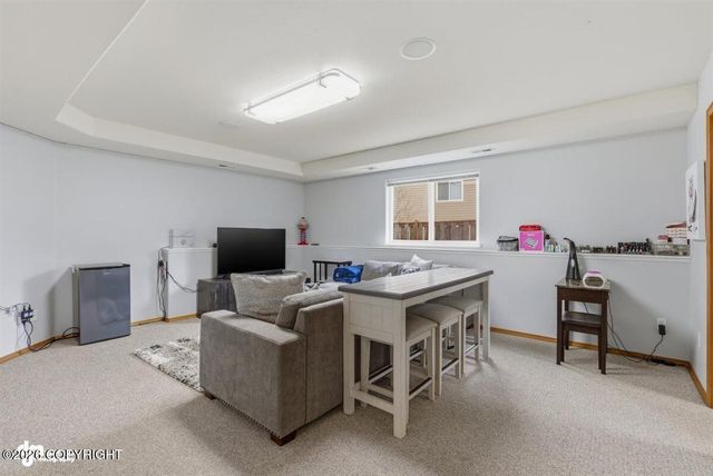16102 Bridgeview Drive, Anchorage, AK 99516