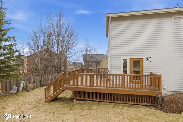 16102 Bridgeview Drive, Anchorage, AK 99516