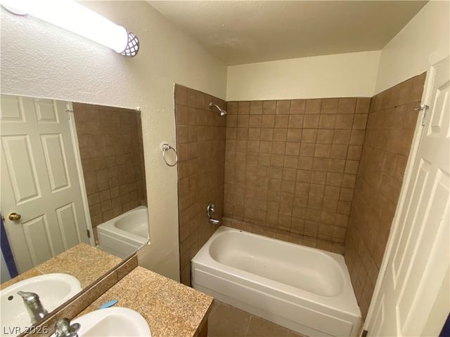 4300 North Lamont Street 260, Las Vegas, NV 89115