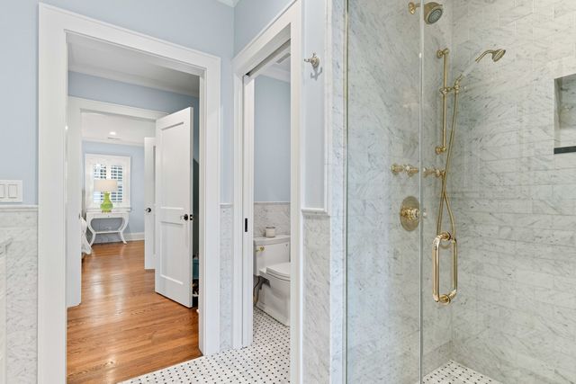925 Ashland Avenue, Wilmette, IL 60091