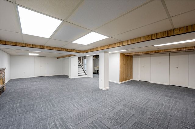 1104 Lakeview Dr, Unity Twp, PA 15650