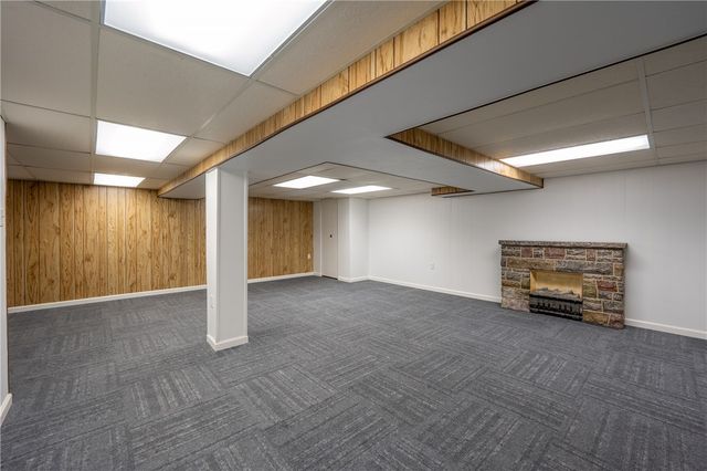 1104 Lakeview Dr, Unity Twp, PA 15650