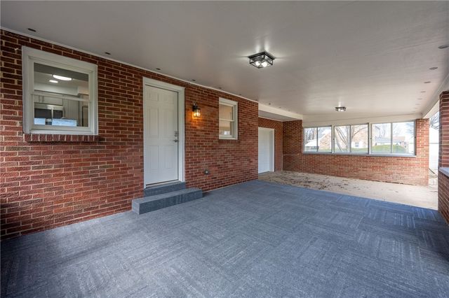 1104 Lakeview Dr, Unity Twp, PA 15650