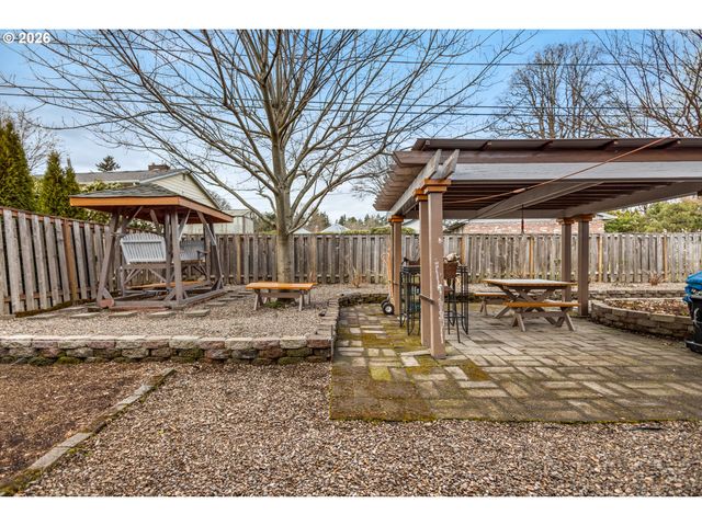 11465 Sw FAIRFIELD St, Beaverton, OR 97005