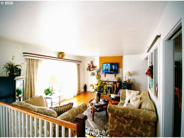 11465 Sw FAIRFIELD St, Beaverton, OR 97005