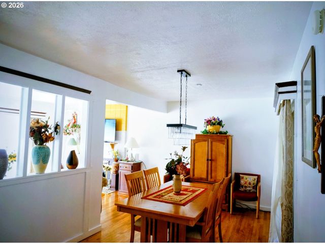 11465 Sw FAIRFIELD St, Beaverton, OR 97005