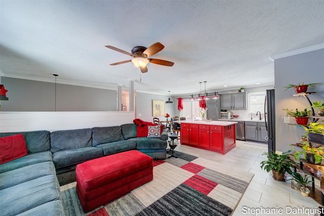 3711 Automobile Road, Muskegon, MI 49445