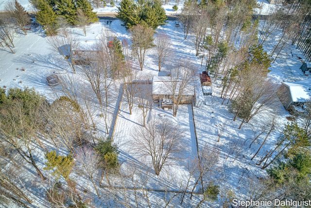 3711 Automobile Road, Muskegon, MI 49445