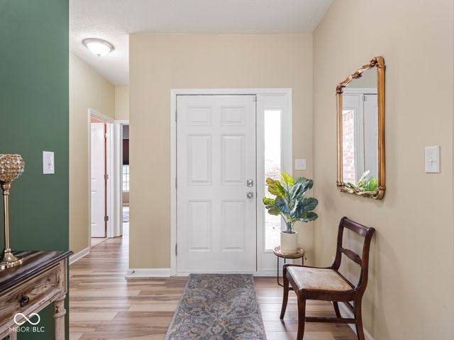 4912 Waterhaven Drive, Noblesville, IN 46062