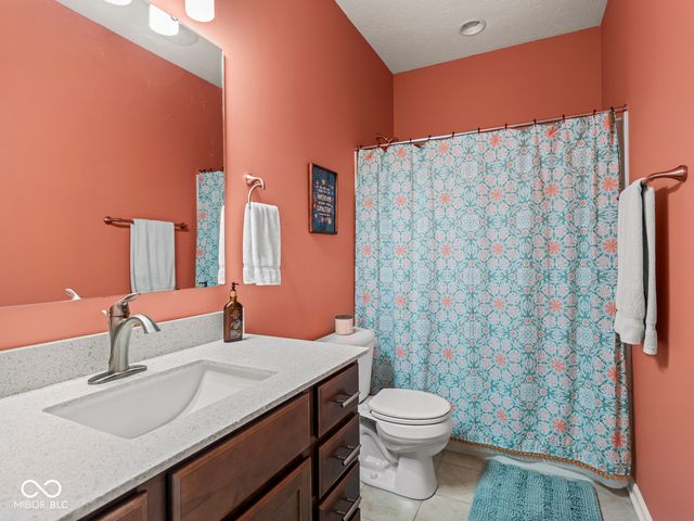 4912 Waterhaven Drive, Noblesville, IN 46062