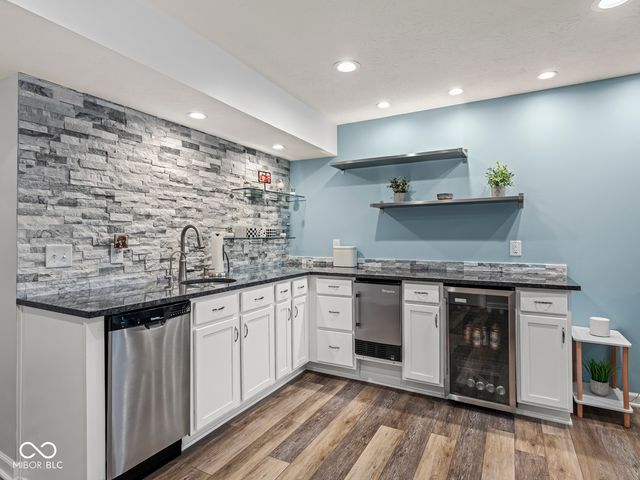 4912 Waterhaven Drive, Noblesville, IN 46062