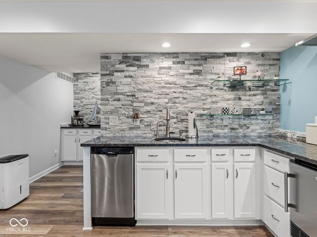 4912 Waterhaven Drive, Noblesville, IN 46062