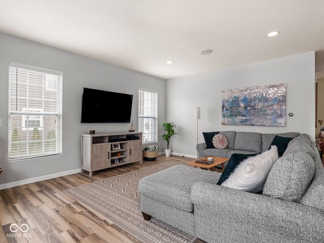 4912 Waterhaven Drive, Noblesville, IN 46062