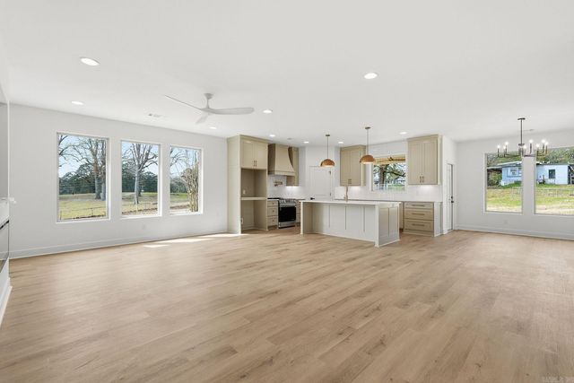 15112 Jason Drive, Alexander, AR 72002