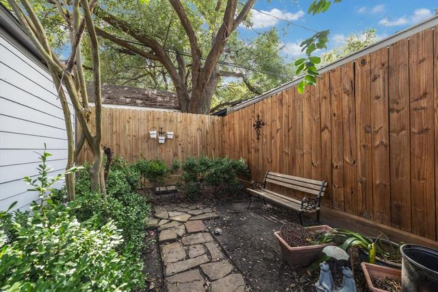 4601 Oak Ridge Street, Houston, TX 77009