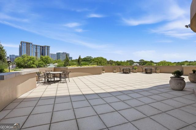 2881 Peachtree Road NE 902, Atlanta, GA 30305