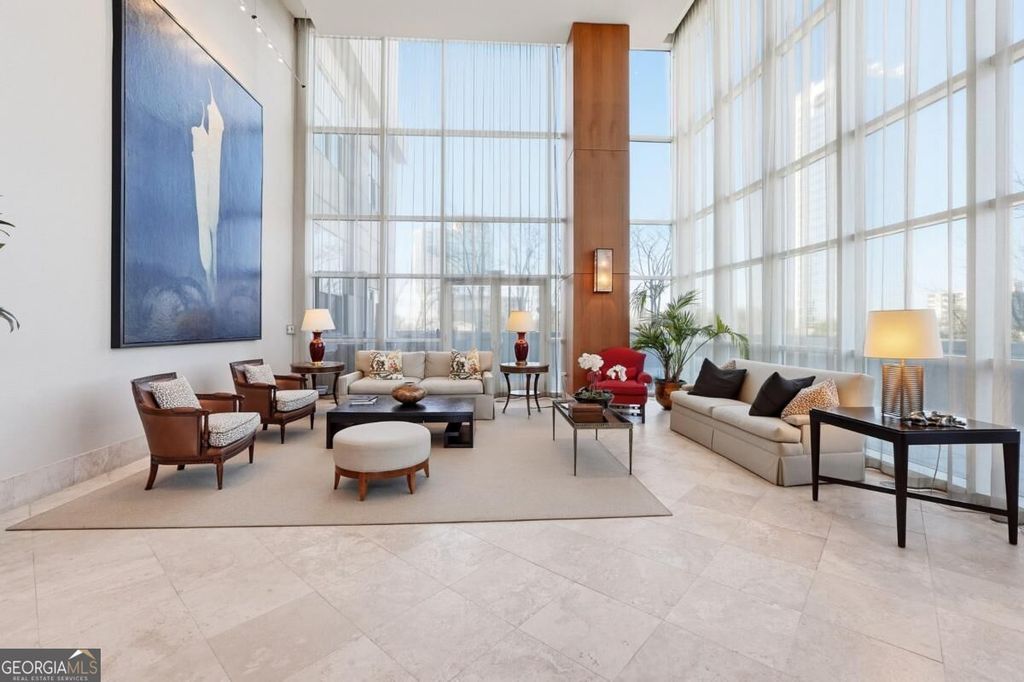 2881 Peachtree Road NE 902, Atlanta, GA 30305 — photo 3