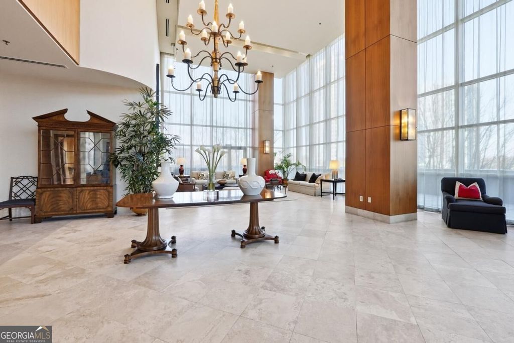 2881 Peachtree Road NE 902, Atlanta, GA 30305 — photo 4