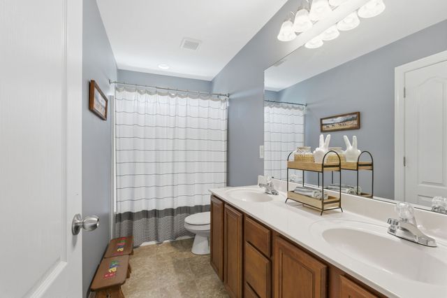 7213 Riverfront Dr, Nashville, TN 37221