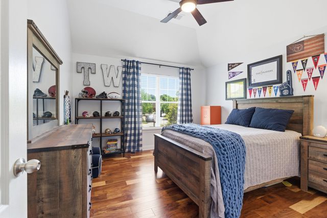7213 Riverfront Dr, Nashville, TN 37221