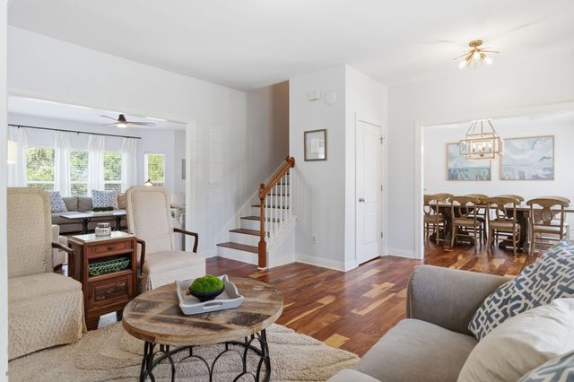 7213 Riverfront Dr, Nashville, TN 37221
