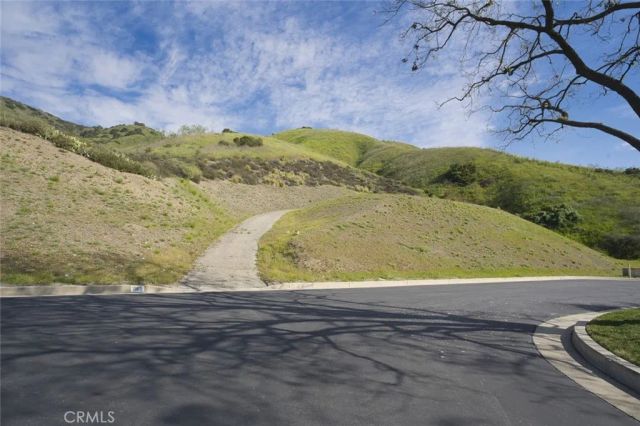 685 Gordon Highlands, Glendora, CA 91741