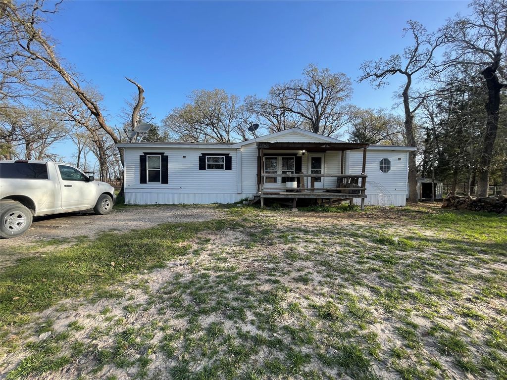 14255 Clark Lane, Wills Point, TX 75169