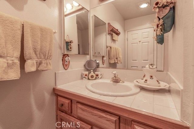 43091 Bear Creek Court, Big Bear Lake, CA 92315