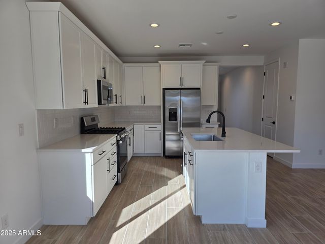 17973 W ALLEN Street, Goodyear, AZ 85338