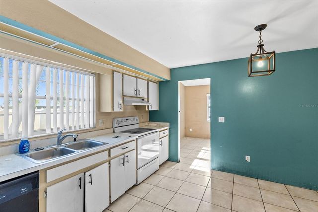 553 MELLOWOOD AVENUE, Orlando, FL 32825