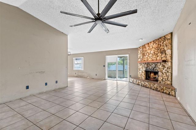 553 MELLOWOOD AVENUE, Orlando, FL 32825