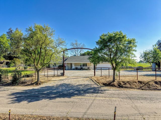 12260 Angle Rd, Herald, CA 95638